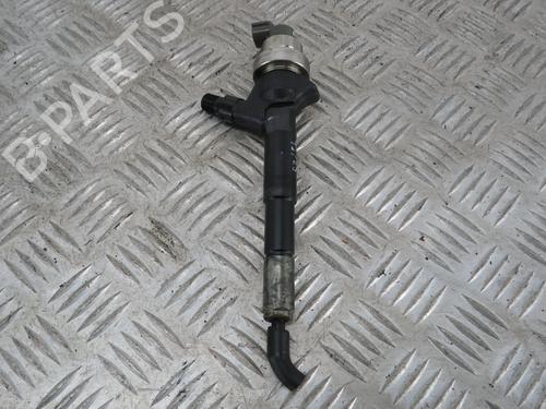 Used Injector RENAULT MASTER III Van (FV) 2.3 dCi 135 FWD (FV0N, FV08, FV06, FV00, FV1S) (136 hp) 31331539