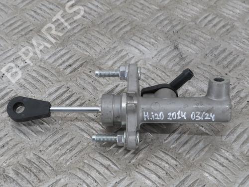 Used Clutch slave cylinder HYUNDAI i20 I (PB, PBT) 1.2 (86 hp) 31344496