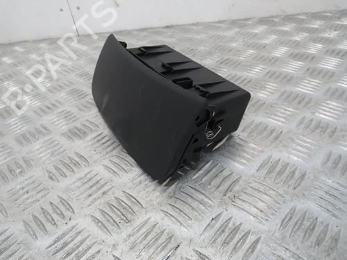 Used Glove box HYUNDAI i20 I (PB, PBT) 1.2 (86 hp) 31381474