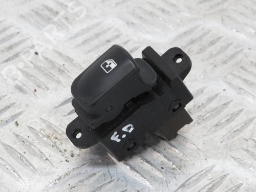 Used Right front window switch HYUNDAI i20 I (PB, PBT) 1.2 (86 hp) 31585616
