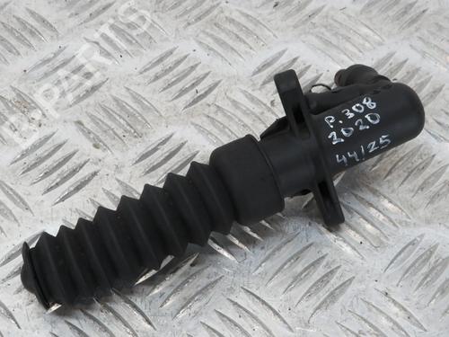 Koblingscylinder PEUGEOT 308 SW II (LC_, LJ_, LR_, LX_, L4_) 1.5 BlueHDi 100 (102 hp) 31588231