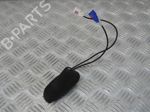 Antenne/Base PEUGEOT 308 SW II (LC_, LJ_, LR_, LX_, L4_) 1.5 BlueHDi 100 (102 hp) 31612441