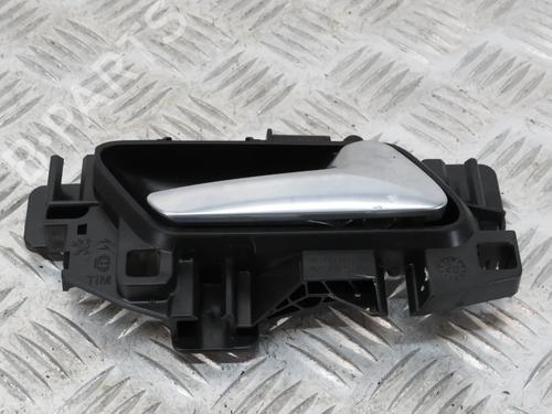 Højre fortil invendig håndtag PEUGEOT 308 SW II (LC_, LJ_, LR_, LX_, L4_) 1.5 BlueHDi 100 (102 hp) 31613935