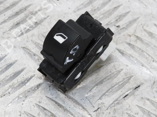 Used Right rear window switch PEUGEOT 308 SW II (LC_, LJ_, LR_, LX_, L4_) 1.5 BlueHDi 100 (102 hp) 31614167