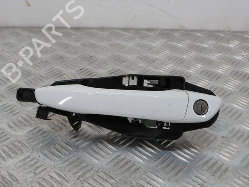 Used Front left exterior door handle PEUGEOT 308 SW II (LC_, LJ_, LR_, LX_, L4_) 1.5 BlueHDi 100 (102 hp) 31614172