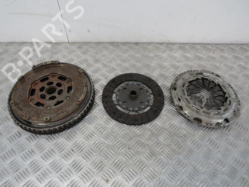 Schwungrad für RENAULT GRAND SCÉNIC IV (R9_) 1.3 TCe 140 (R9NB) (140 hp) 31711665