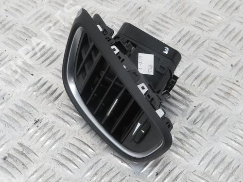 Used Air vent RENAULT GRAND SCÉNIC IV (R9_) 1.3 TCe 140 (R9NB) (140 hp) 31801624