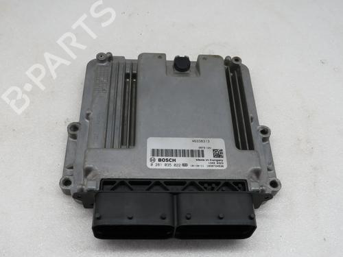 Used Engine control unit (ECU) FIAT TIPO Estate (356_, 357_) 1.6 D (356WXG1B) (120 hp) 31886775