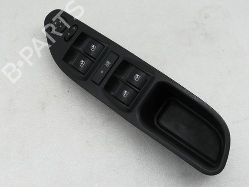 Used Left front window switch FIAT TIPO Estate (356_, 357_) 1.6 D (356WXG1B) (120 hp) 31916939