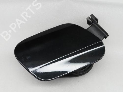 fuel-flap-bmw-1-f40-2019-31921641 main image