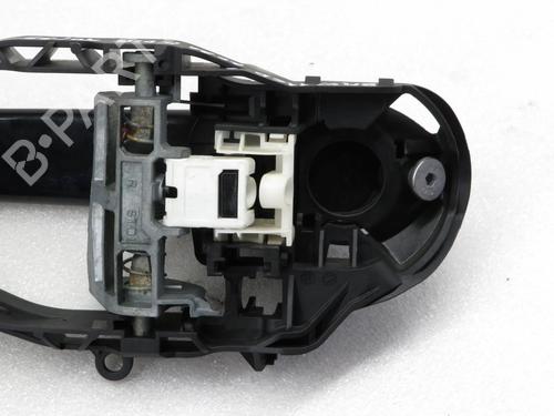 Front right exterior door handle BMW 1 (F40) 116 d | BP31972156C129