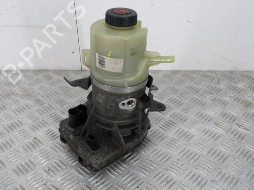 Used Steering pump RENAULT TRAFIC III Van (FG_) 2.0 dCi 150 (FGMU) (150 hp) 32046745