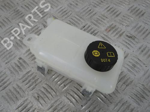 brake-fluid-reservoir-renault-trafic-iii-van-fg_-2014-32046747 main image