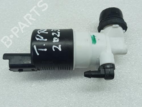 Used Washer pump TOYOTA PROACE CITY Box Body/MPV (BPZ_) 1.5 D-4D 100 (BPZM) (102 hp) 32046777