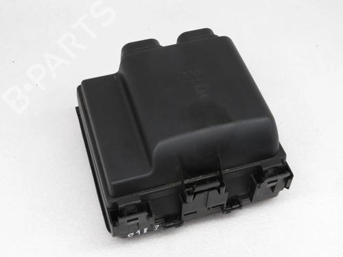 Used Fuse box FORD FOCUS IV Turnier (HP) 1.5 EcoBlue (120 hp) 32135327