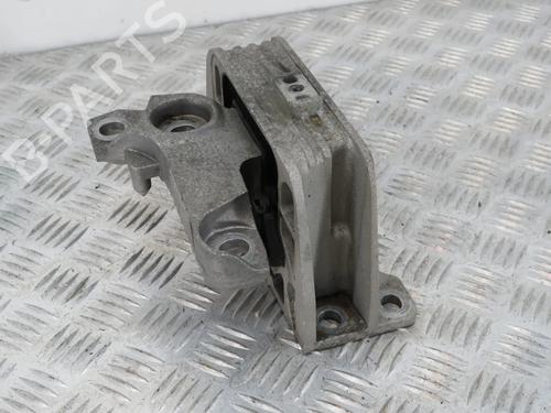 Support de moteur RENAULT MASTER III Van (FV) 2.3 dCi 135 FWD (FV0N, FV08, FV06, FV00, FV1S) (136 hp) 32184702