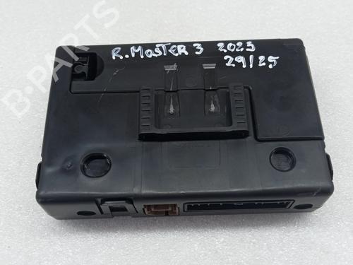 Used Electronic module RENAULT MASTER III Van (FV) 2.3 dCi 135 FWD (FV0N, FV08, FV06, FV00, FV1S) (136 hp) 32238623