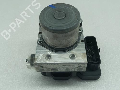 Used ABS pump RENAULT MASTER III Van (FV) 2.3 dCi 135 FWD (FV0N, FV08, FV06, FV00, FV1S) (136 hp) 32238626