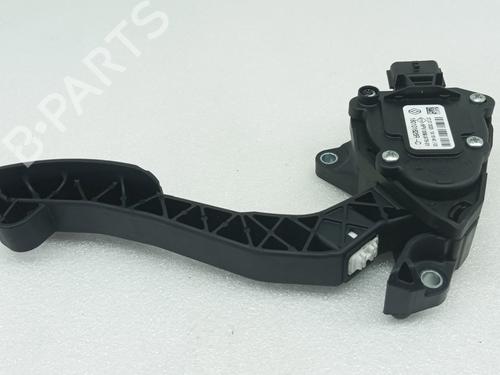 Pedal RENAULT MASTER III Van (FV) 2.3 dCi 135 FWD (FV0N, FV08, FV06, FV00, FV1S) | BP32238630I4