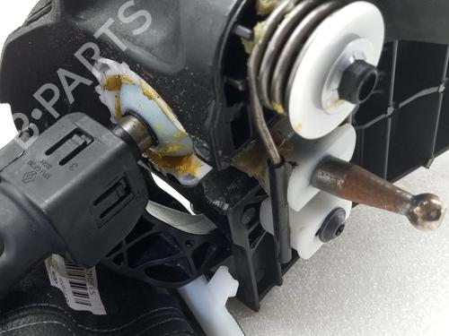 Selector da caixa RENAULT MASTER III Van (FV) 2.3 dCi 135 FWD (FV0N, FV08, FV06, FV00, FV1S) | BP32240697M90 