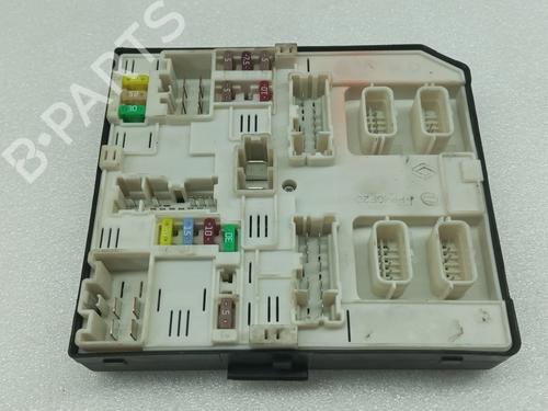 Used Fuse box RENAULT MASTER III Van (FV) 2.3 dCi 135 FWD (FV0N, FV08, FV06, FV00, FV1S) (136 hp) 32322815