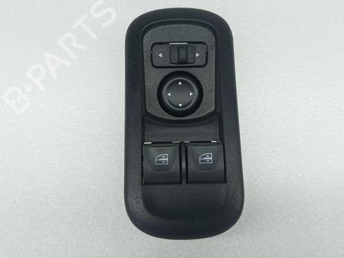 Used Left front window switch RENAULT MASTER III Van (FV) 2.3 dCi 135 FWD (FV0N, FV08, FV06, FV00, FV1S) (136 hp) 32322827