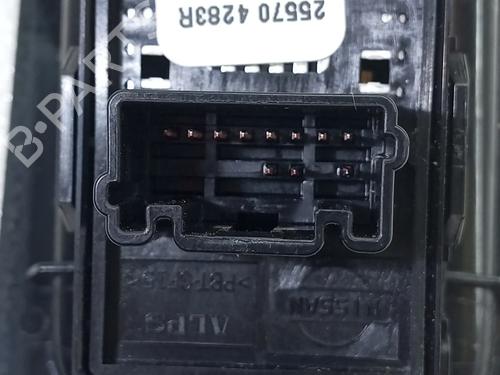 Left front window switch RENAULT MASTER III Van (FV) 2.3 dCi 135 FWD (FV0N, FV08, FV06, FV00, FV1S) | BP32322827I27 - Image 4