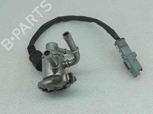 Used Injector RENAULT MASTER III Van (FV) 2.3 dCi 135 FWD (FV0N, FV08, FV06, FV00, FV1S) (136 hp) 32344239
