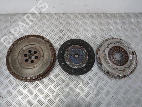 Volant Moteur FORD FOCUS IV Turnier (HP) 1.5 EcoBlue (120 hp) 32362172