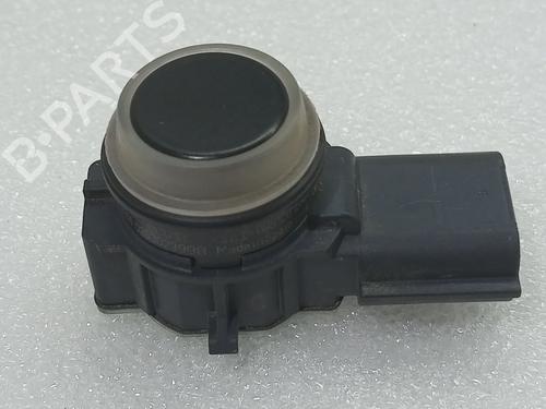 Used Electronic module RENAULT MASTER III Van (FV) 2.3 dCi 135 FWD (FV0N, FV08, FV06, FV00, FV1S) (136 hp) 32367399