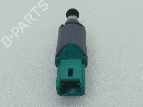 Used Electronic module RENAULT MASTER III Van (FV) 2.3 dCi 135 FWD (FV0N, FV08, FV06, FV00, FV1S) (136 hp) 32370398