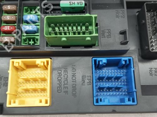 Fuse box PEUGEOT 508 I (8D_) 1.6 BlueHDi 120 | BP32447104E1