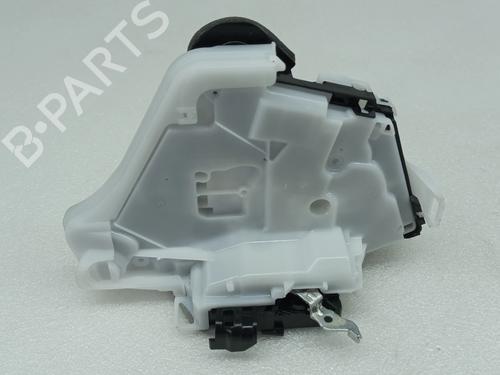 Used Front right lock NISSAN QASHQAI III (J12) 1.3 DIG-T (140 hp) 32981391