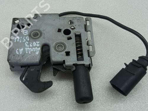 Used Hood lock Hood lock AUDI A3 Sportback (8YA, 8YF) 30 TFSI Mild Hybrid (110 hp) 34604806 34604806