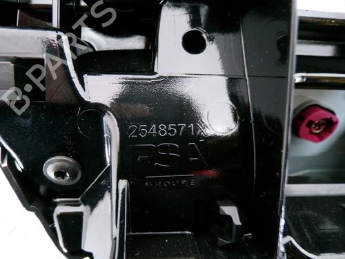 Display Display PEUGEOT 308 SW III (FC_, FJ_, FR_, F4_, FN_) BlueHDi 130 (FCYHZL, FCYHZT) (131 hp) 35724565 35724565
