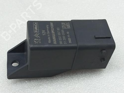 Used Electronic module Electronic module OPEL MOVANO C Van (U9) 2.2 D (140 hp) 35738639 35738639