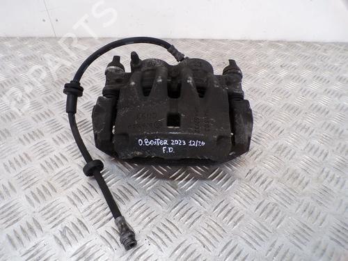 Used Right front brake caliper Right front brake caliper PEUGEOT BOXER Van 2.2 BlueHDi 165 (165 hp) 35738650 35738650