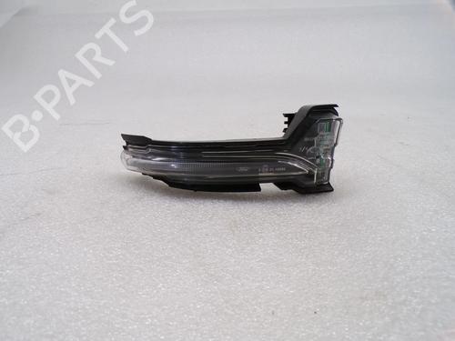 Højre side indikator Højre side indikator FORD FOCUS IV (HN) 1.0 EcoBoost (101 hp) 35786246 35786246