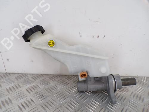 Used Brake master cylinder Brake master cylinder HYUNDAI SANTA FÉ III (DM, DMA) 2.0 GDi (241 hp) 35788475 35788475