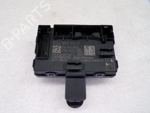 Used Electronic module Electronic module SEAT LEON Sportstourer (KL8, KLD) 2.0 TDI (115 hp) 35894881 35894881