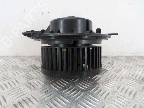 Used Heater blower motor Heater blower motor SEAT LEON Sportstourer (KL8, KLD) 2.0 TDI (115 hp) 35899036 35899036