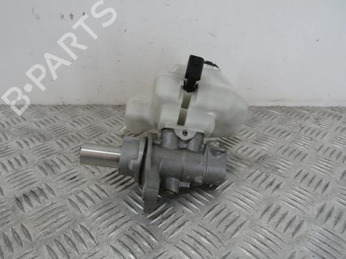Used Brake master cylinder Brake master cylinder SEAT LEON Sportstourer (KL8, KLD) 2.0 TDI (115 hp) 35899039 35899039