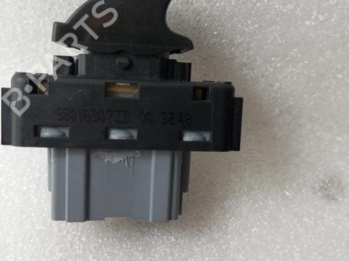 Right front window switch CITROËN C3 III (SX) 1.2 PureTech 82 | BP35952325I26 - Image 4