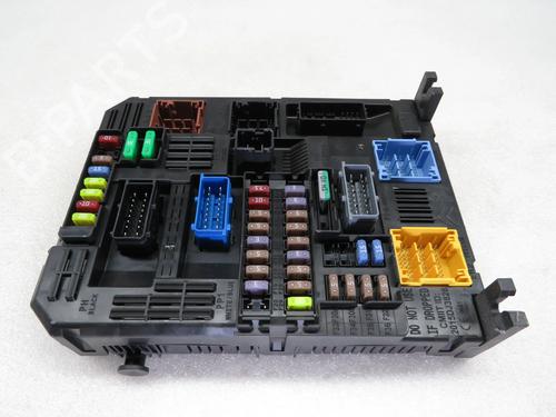 Used Fuse box Fuse box OPEL CORSA F (P2JO) 1.2 (68) (75 hp) 35973546 35973546