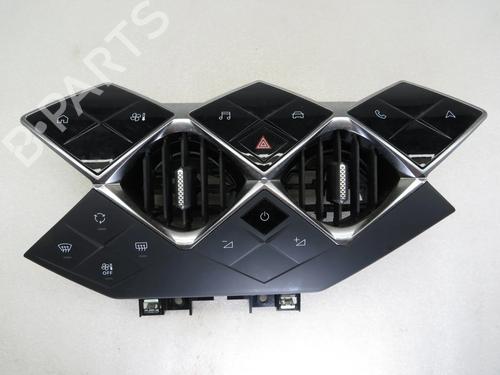 Used Climate control Climate control DS DS 3 / DS 3 CROSSBACK (UR_, UC_, UJ_) 1.2 PureTech 100 (URHNKK, URHNEK) (101 hp) 36004451 36004451