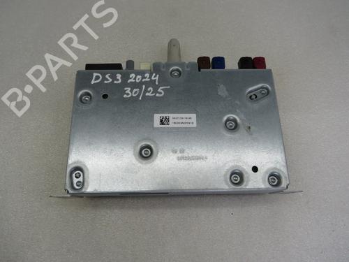 Used Radio Radio DS DS 3 / DS 3 CROSSBACK (UR_, UC_, UJ_) 1.2 PureTech 100 (URHNKK, URHNEK) (101 hp) 36004610 36004610