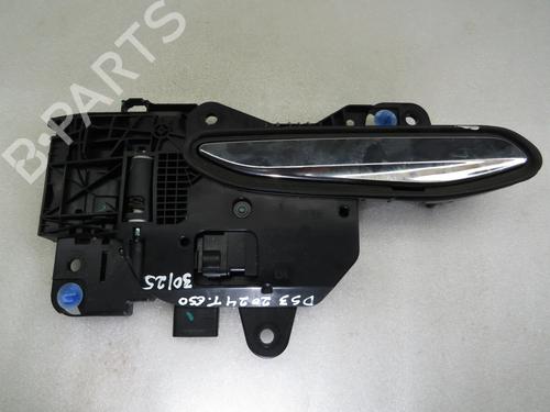 Used Rear left exterior door handle Rear left exterior door handle DS DS 3 / DS 3 CROSSBACK (UR_, UC_, UJ_) 1.2 PureTech 100 (URHNKK, URHNEK) (101 hp) 36013977 36013977