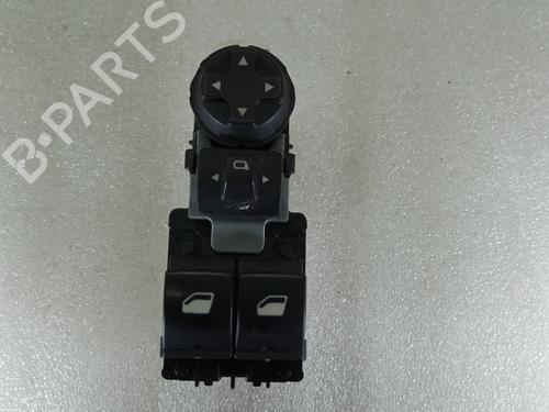Used Left front window switch Left front window switch OPEL CORSA F (P2JO) 1.2 (68) (75 hp) 36022234 36022234