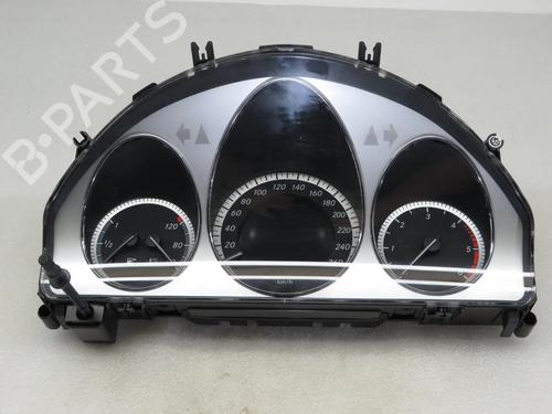 Quadro strumenti Quadro strumenti MERCEDES-BENZ C-CLASS (W204) C 250 CDI (204.003) (204 hp) 36032075 36032075