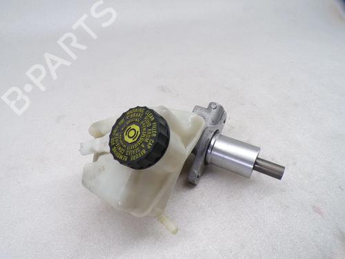 Used Brake master cylinder Brake master cylinder MERCEDES-BENZ C-CLASS (W204) C 250 CDI (204.003) (204 hp) 36046542 36046542